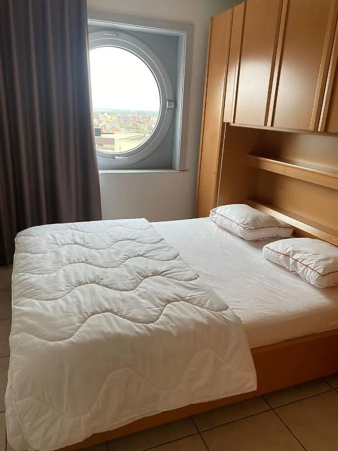 Appartement Met Zeezicht, Zwembad & Garage Ostend Belgium